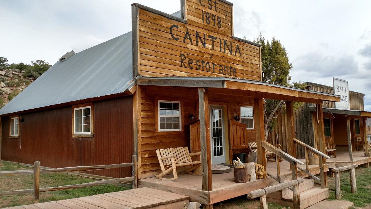 Homestead Cabin At 3 Step Hideaway La Sal Extérieur photo
