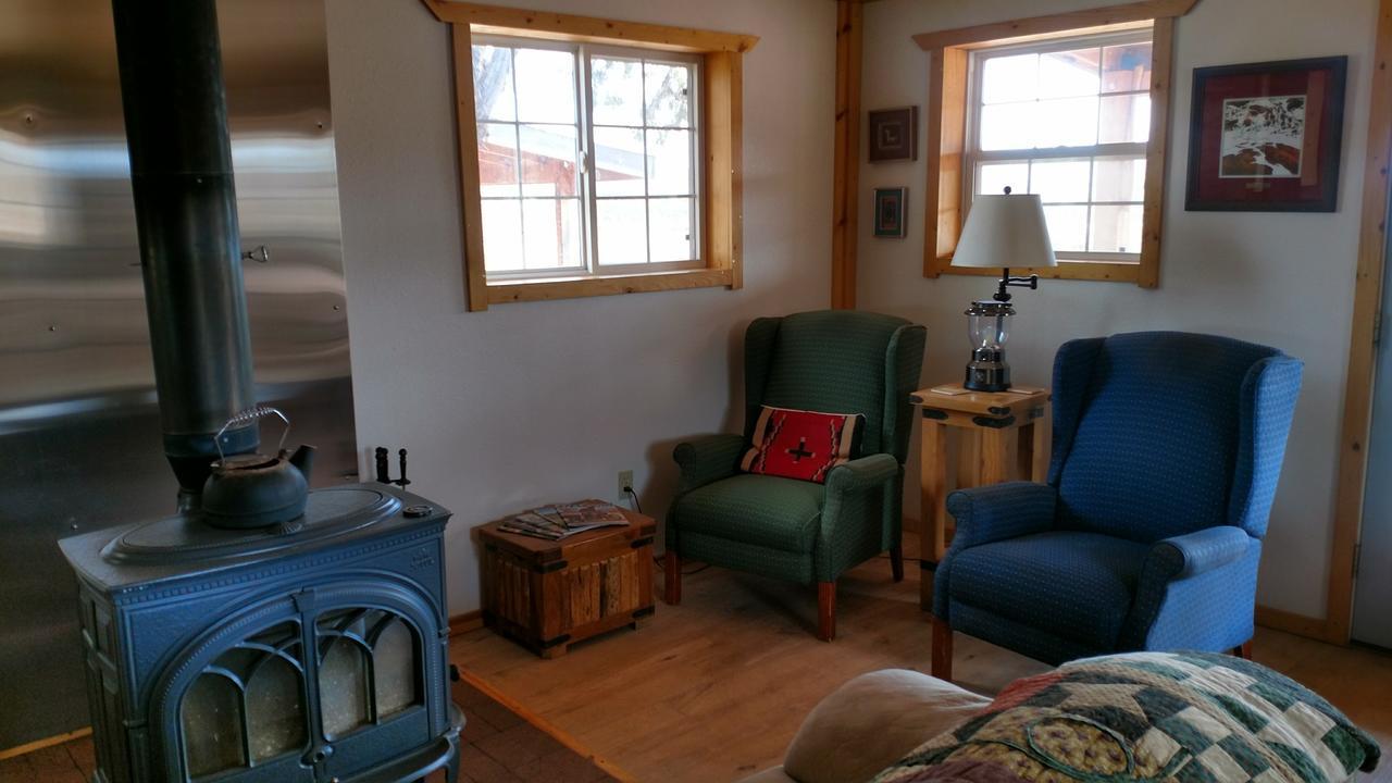 Homestead Cabin At 3 Step Hideaway La Sal Extérieur photo